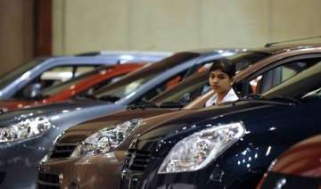 car sales likely flat for year - India TV car sales likely flat for year - India TV