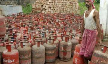 fuel lpg price hike unavoidable says pm - India TV fuel lpg price hike unavoidable says pm - India TV