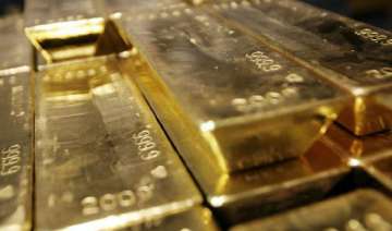 gold down by rs 50 silver up by rs 150 - India TV gold down by rs 50 silver up by rs 150 - India TV