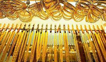 gold falls below rs 28k - India TV gold falls below rs 28k - India TV