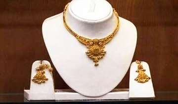 gold silver declines on profit taking - India TV gold silver declines on profit taking - India TV