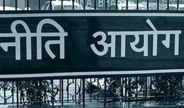 niti aayog to hire chief economist for policy... niti aayog to hire chief economist for policy...
