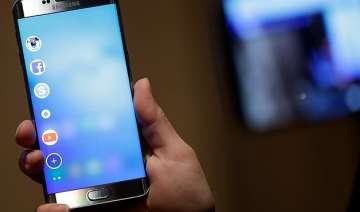 in pics samsung unveils galaxy note 5 and s6 edge... in pics samsung unveils galaxy note 5 and s6 edge...
