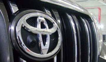 lockout halts toyota car production in india -... lockout halts toyota car production in india -...