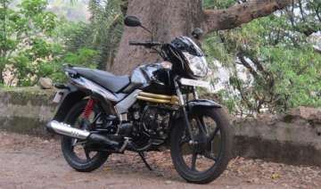 mahindra centuro gets over 30 000 plus bookings... mahindra centuro gets over 30 000 plus bookings...