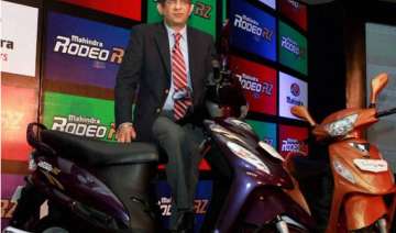 mahindra two wheelers launches rodeo rz sports -... mahindra two wheelers launches rodeo rz sports -...