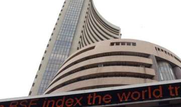 sensex falls 121 pts on inflation growth concerns... sensex falls 121 pts on inflation growth concerns...