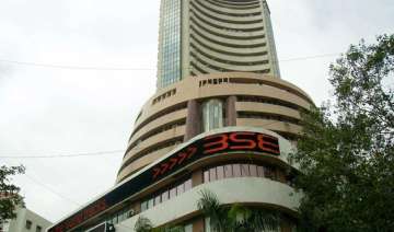 sensex gains 232 pts on fresh buying ril infosys... sensex gains 232 pts on fresh buying ril infosys...
