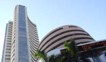 sensex falls 90 pts as rbi steps fail to match... sensex falls 90 pts as rbi steps fail to match...