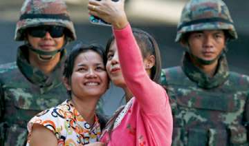 swedish start up launches touchless selfie app -... swedish start up launches touchless selfie app -...