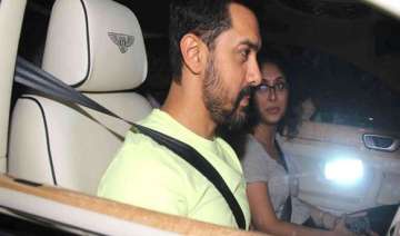 aamir denies having bought a rolls royce - India... aamir denies having bought a rolls royce - India...