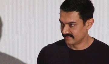 aamir would like to write autobiography - India TV aamir would like to write autobiography - India TV