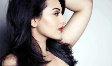adopt cats dogs sonakshi sinha - India TV adopt cats dogs sonakshi sinha - India TV