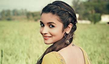 alia bhatt feels she has grown as an actor -... alia bhatt feels she has grown as an actor -...