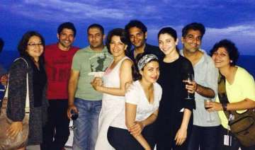 anushka finally joins priyanka farhan ranveer on... anushka finally joins priyanka farhan ranveer on...