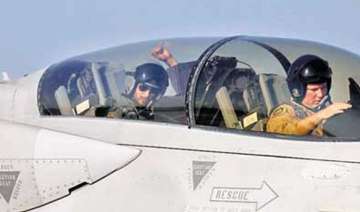 i m the only hero to fly a f 16 shahid kapur -... i m the only hero to fly a f 16 shahid kapur -...