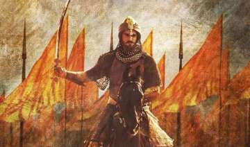 ranveer singh looks dashing as peshwa bajirao -... ranveer singh looks dashing as peshwa bajirao -...