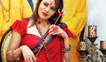 actress hunts down brother s killer after police... actress hunts down brother s killer after police...