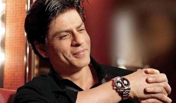 after facebook shah rukh takes to twitter to talk... after facebook shah rukh takes to twitter to talk...