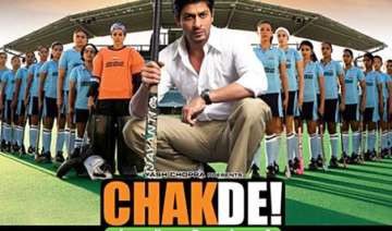 shah rukh khan s chak de india completes eight... shah rukh khan s chak de india completes eight...