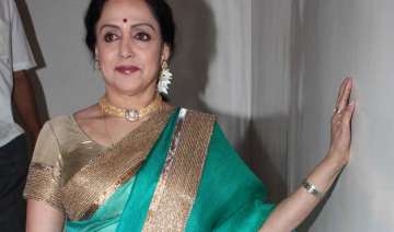 hema malini has dinner with man who rescued her -... hema malini has dinner with man who rescued her -...