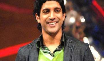 farhan akhtar s followers on twitter cross 5 mn... farhan akhtar s followers on twitter cross 5 mn...