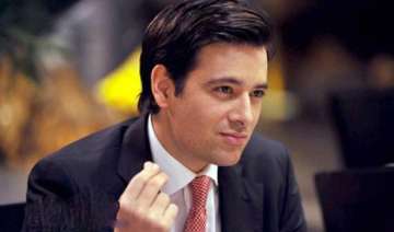 pak actor mikaal zulfiqar feels he ll be hesitant... pak actor mikaal zulfiqar feels he ll be hesitant...