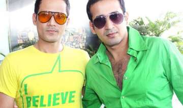 meet brothers keep variety in music for five... meet brothers keep variety in music for five...