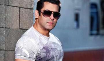 salman khan arms act case actor denies all... salman khan arms act case actor denies all...