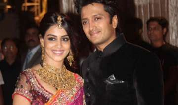 riteish wishes wife genelia on b day calls best... riteish wishes wife genelia on b day calls best...