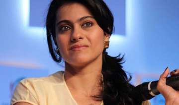 tense kajol leaves media interaction suddenly -... tense kajol leaves media interaction suddenly -...