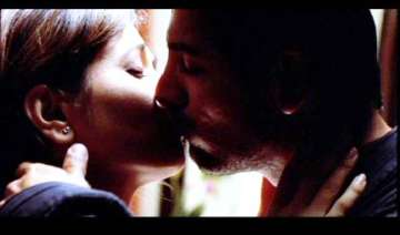 john s intimate scenes in aashayein - India TV john s intimate scenes in aashayein - India TV