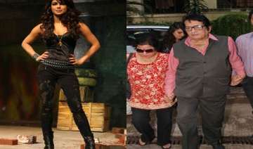 manoj kumar wants priyanka in his film - India TV manoj kumar wants priyanka in his film - India TV