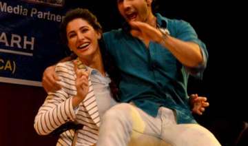 varun dhawan woos fans with lap dance for nargis... varun dhawan woos fans with lap dance for nargis...