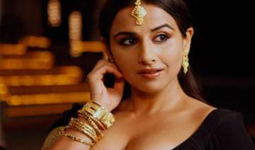 pakistan bans the dirty picture for being too... pakistan bans the dirty picture for being too...