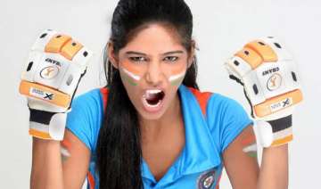 poonam suggests paris for her dare bare show -... poonam suggests paris for her dare bare show -...