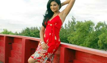 sayali wants to be world s busiest ramp model -... sayali wants to be world s busiest ramp model -...