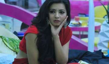 shonali nagrani gets evicted form big boss house... shonali nagrani gets evicted form big boss house...