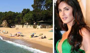 shy katrina on a spanish nude beach - India TV shy katrina on a spanish nude beach - India TV