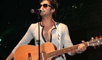 three killed in stampede at atif aslam s concert... three killed in stampede at atif aslam s concert...