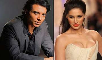 uday chopra nargis fakhri break up is salman khan... uday chopra nargis fakhri break up is salman khan...