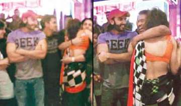 when ranveer surprised deepika on chennai express... when ranveer surprised deepika on chennai express...