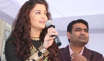 aishwarya rai s new stunning look launches... aishwarya rai s new stunning look launches...