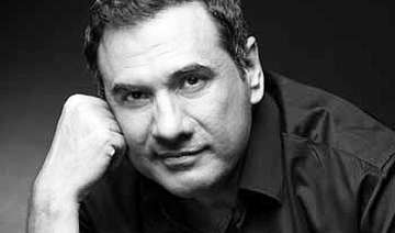 boman irani keen to host own photography... boman irani keen to host own photography...