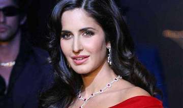 who gifted katrina kaif a diamond necklace -... who gifted katrina kaif a diamond necklace -...
