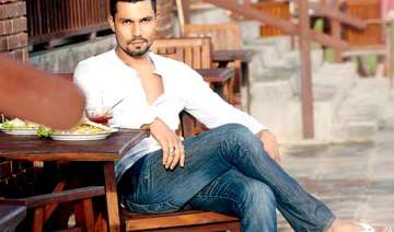randeep hooda i m with the times not behind it -... randeep hooda i m with the times not behind it -...