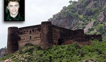 daniel radcliffe wants to visit ghost town in... daniel radcliffe wants to visit ghost town in...