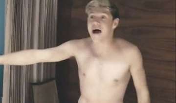 niall horan strips down in special video watch... niall horan strips down in special video watch...