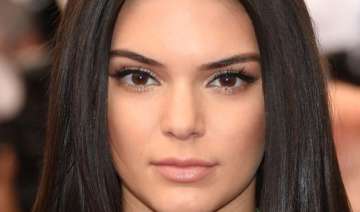 why was kendall left red faced - India TV why was kendall left red faced - India TV