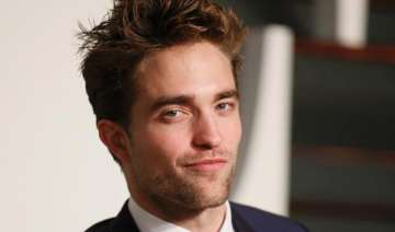 robert pattinson to star in a sci fi movie -... robert pattinson to star in a sci fi movie -...